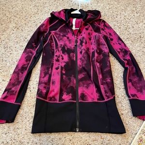 Lululemon exercise jacket